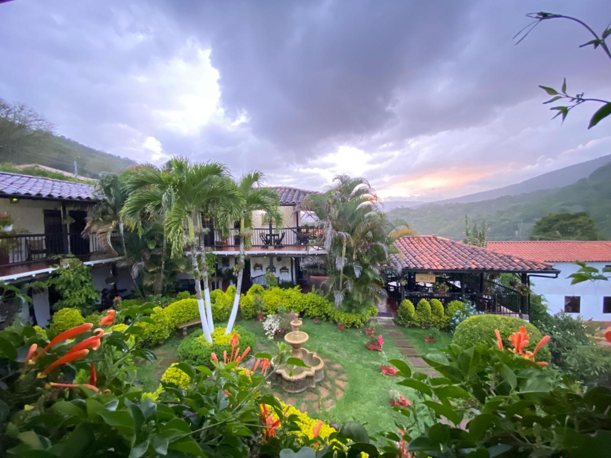 Hotel Campestre Casona Del Camino Real サン・ヒル エクステリア 写真